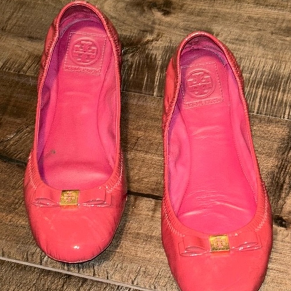 Tory Burch Vibrant Pink Flats